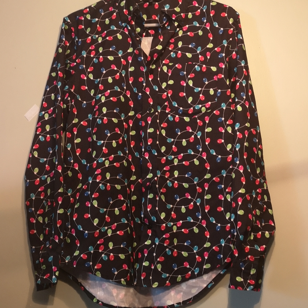 😄Christmas bulb shirt button down small